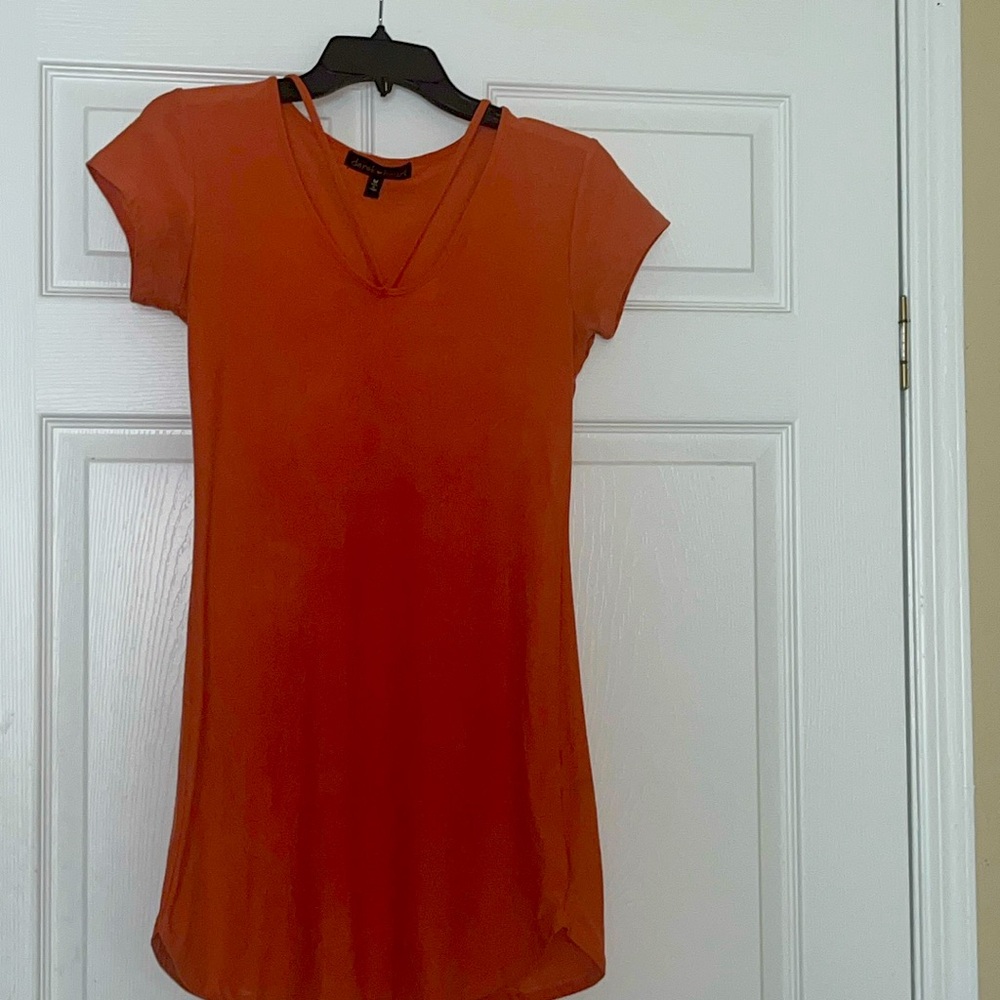 David Lerner Women's Orange V-Neck Top